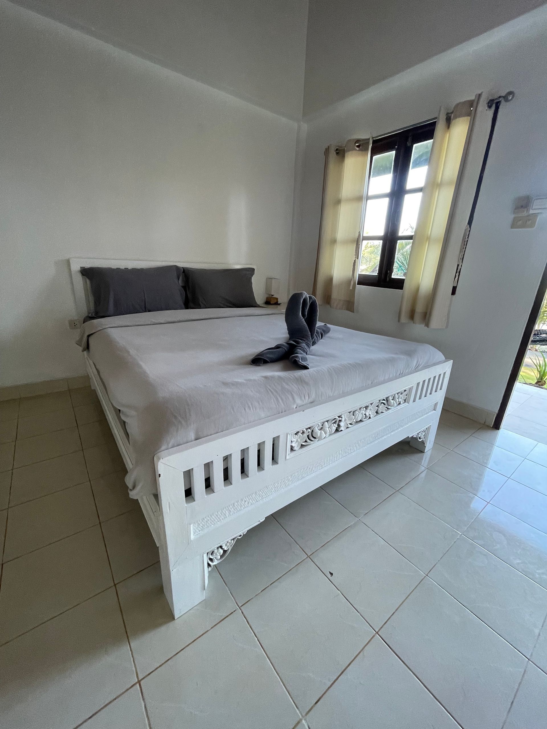 king bed
