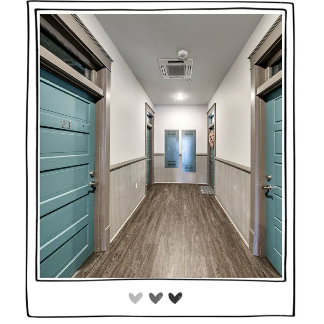 CCH - APARTMENTS HALL