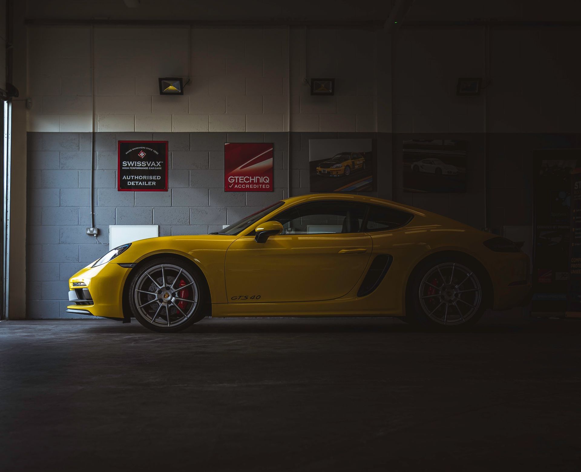 CERAMIC COATING