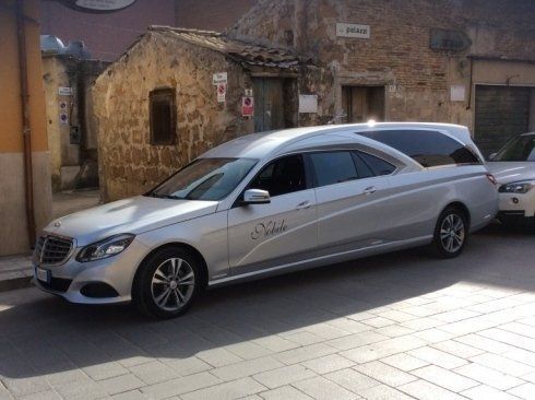 Carro funebre