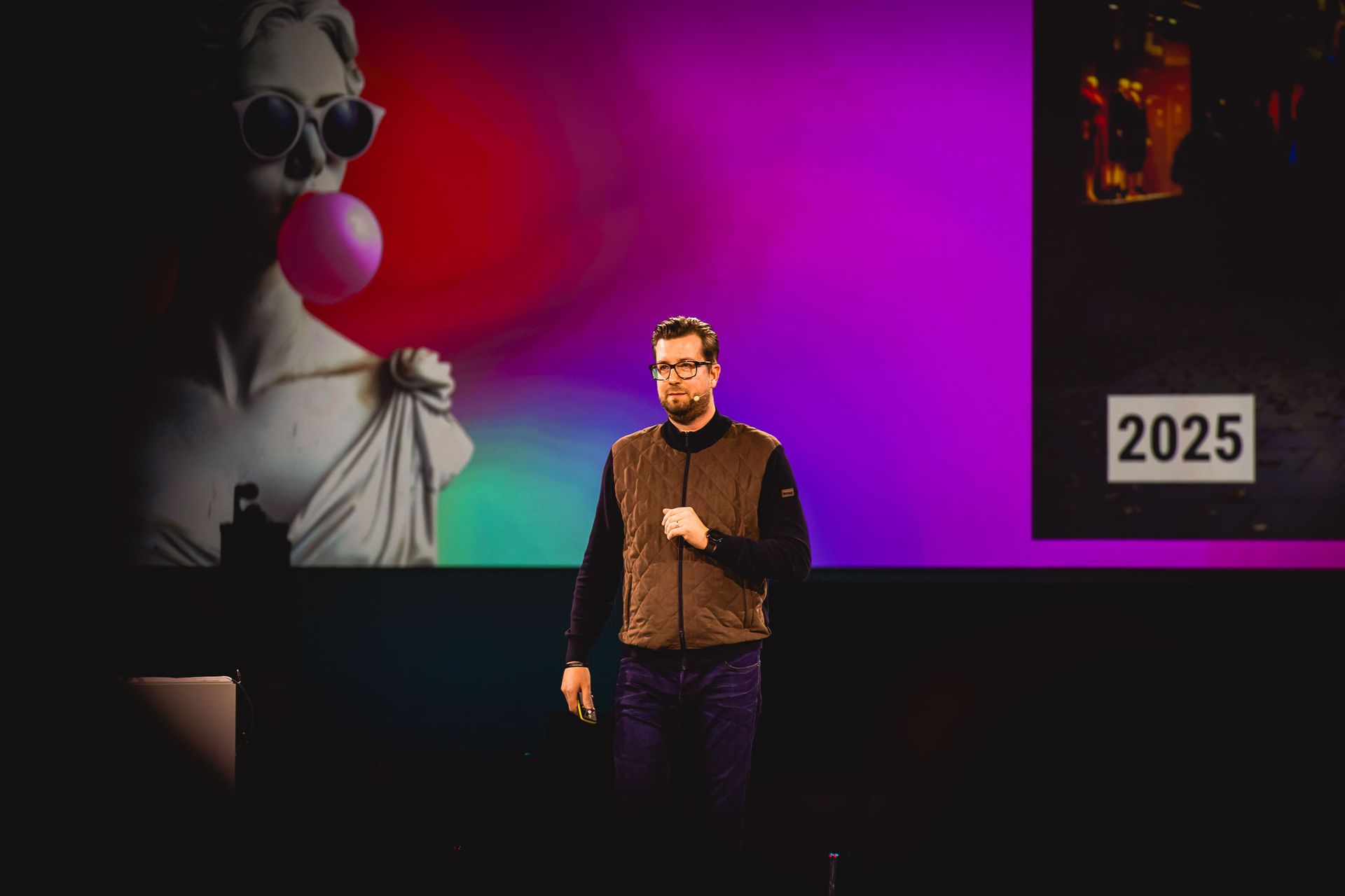 Sascha Albrink als Speaker bei den B2B Communication Days.