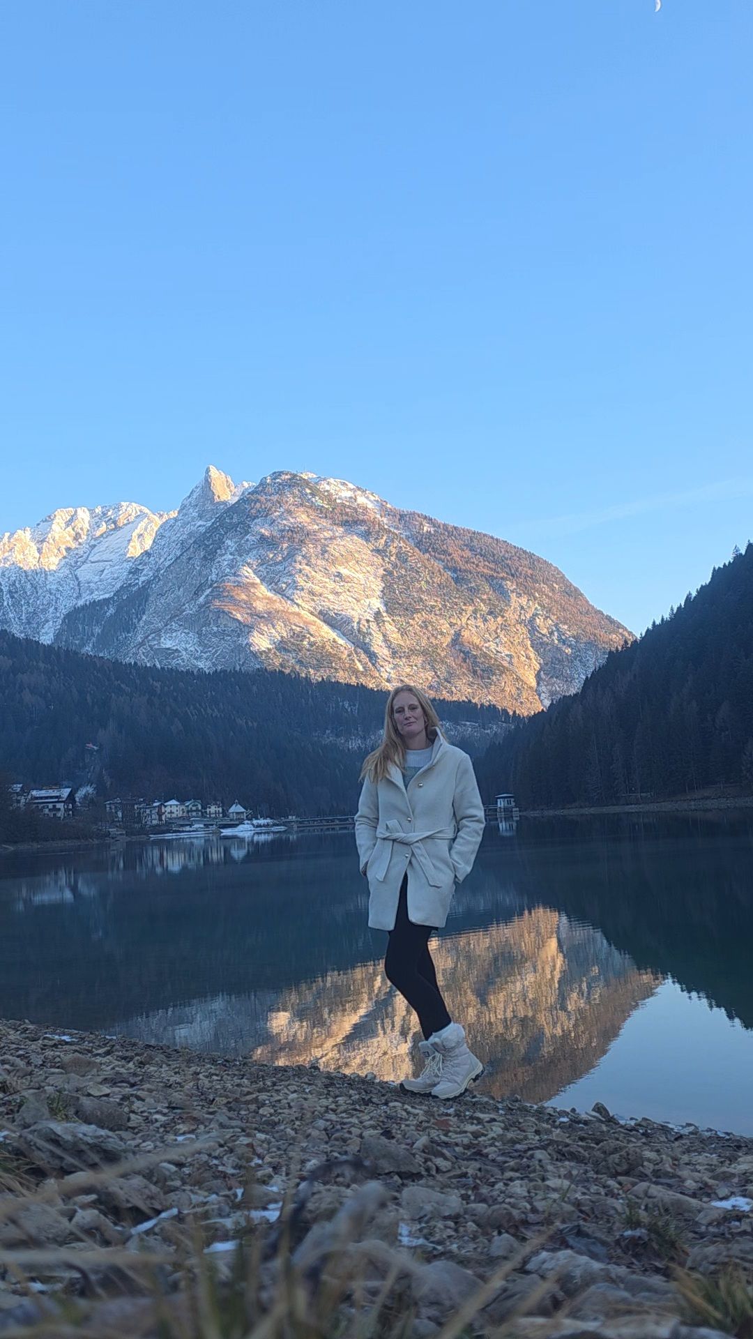 De dolomieten in de winter als er sneeuw ligt, sneeuwfun in de italiaanse dolomieten. Wat te doen met kinderen in de dolomieten