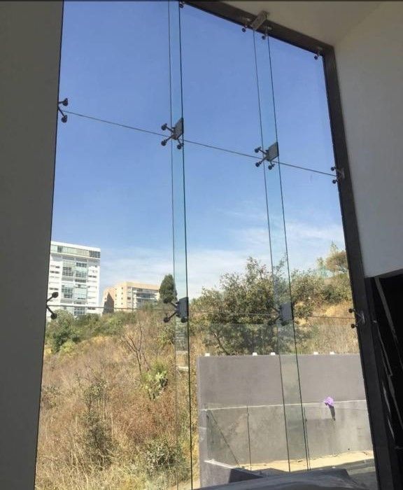GRUPO GLASSNUM