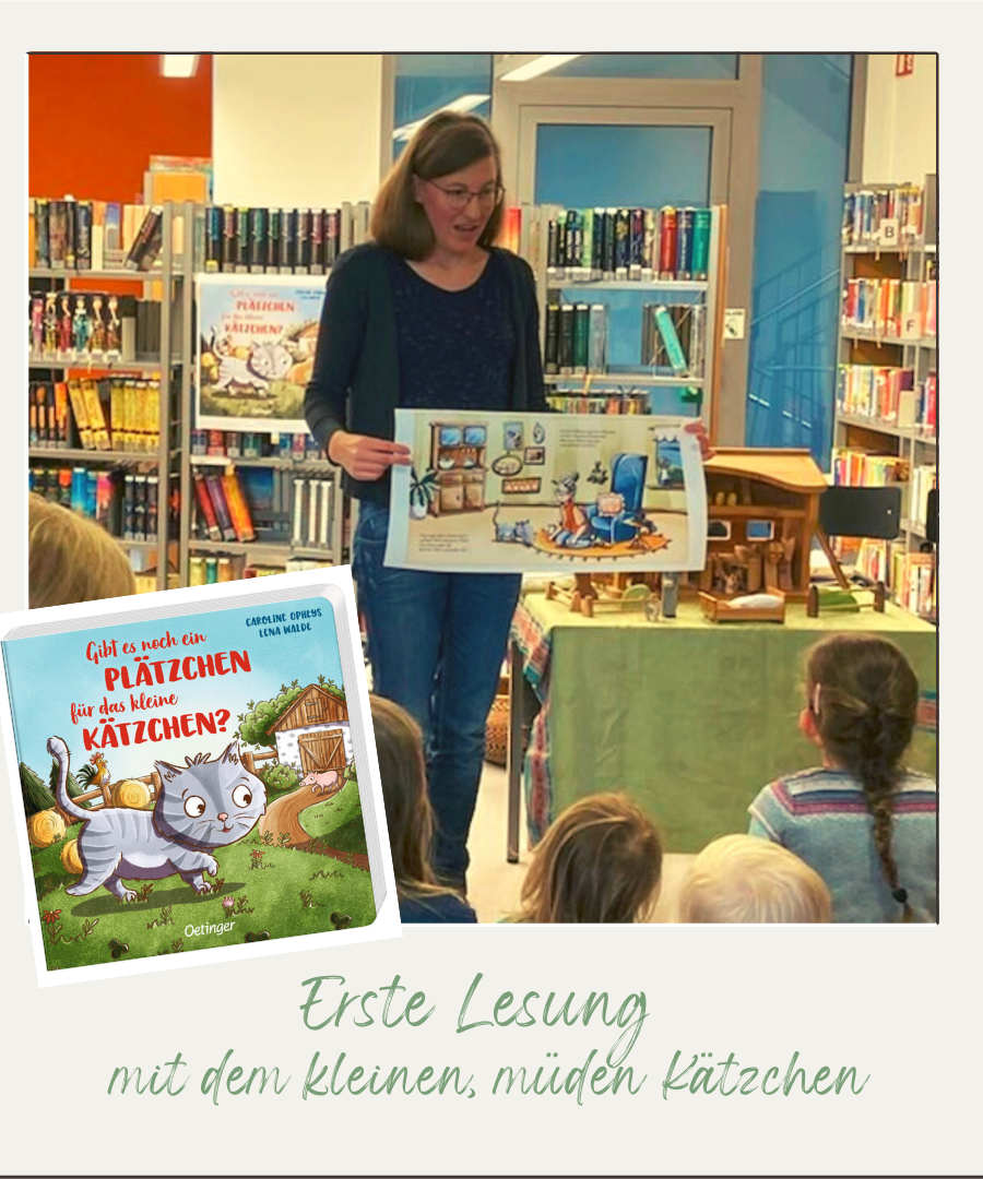 Lena Walde liest einer Gruppe von Kindern in einer Bibliothek ein Buch vor