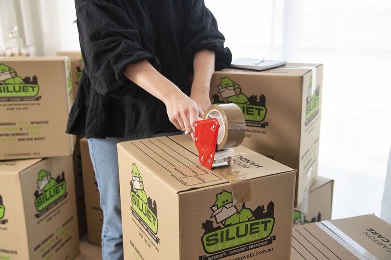 packing a box for removalists