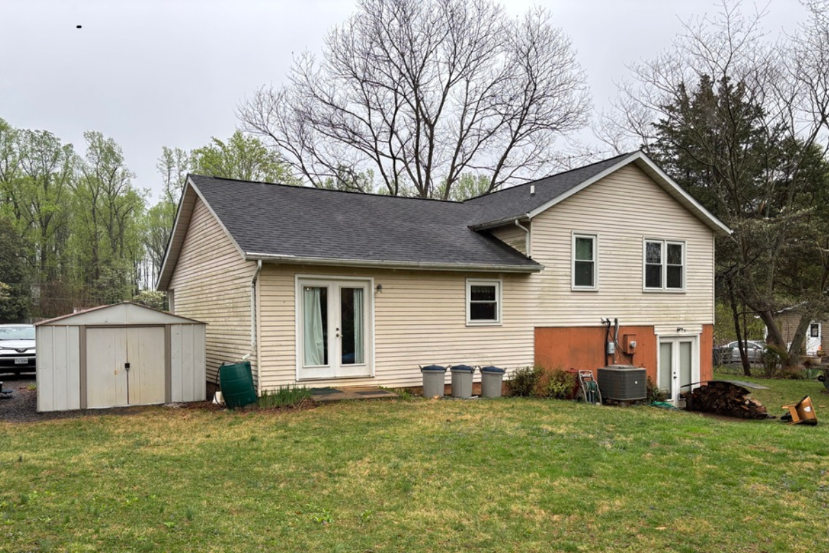 Exterior Highmeadow Pl Warrenton VA FauquierCounty-Before