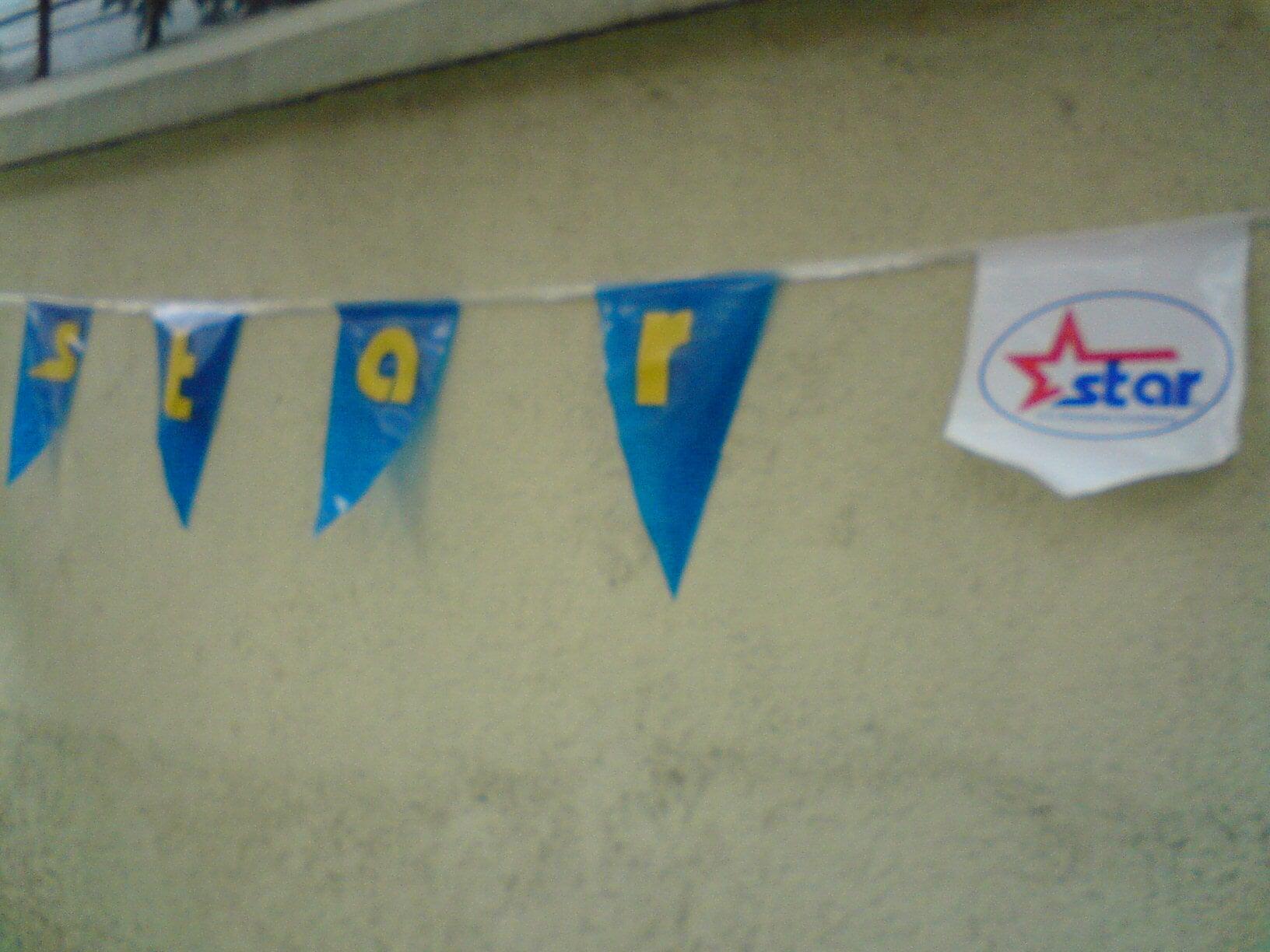 BANDERAS Y BANDEROLAS 