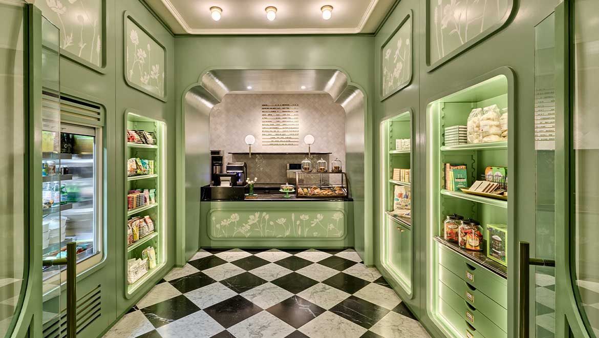 Fifi Market inside Omni Royal Orleans