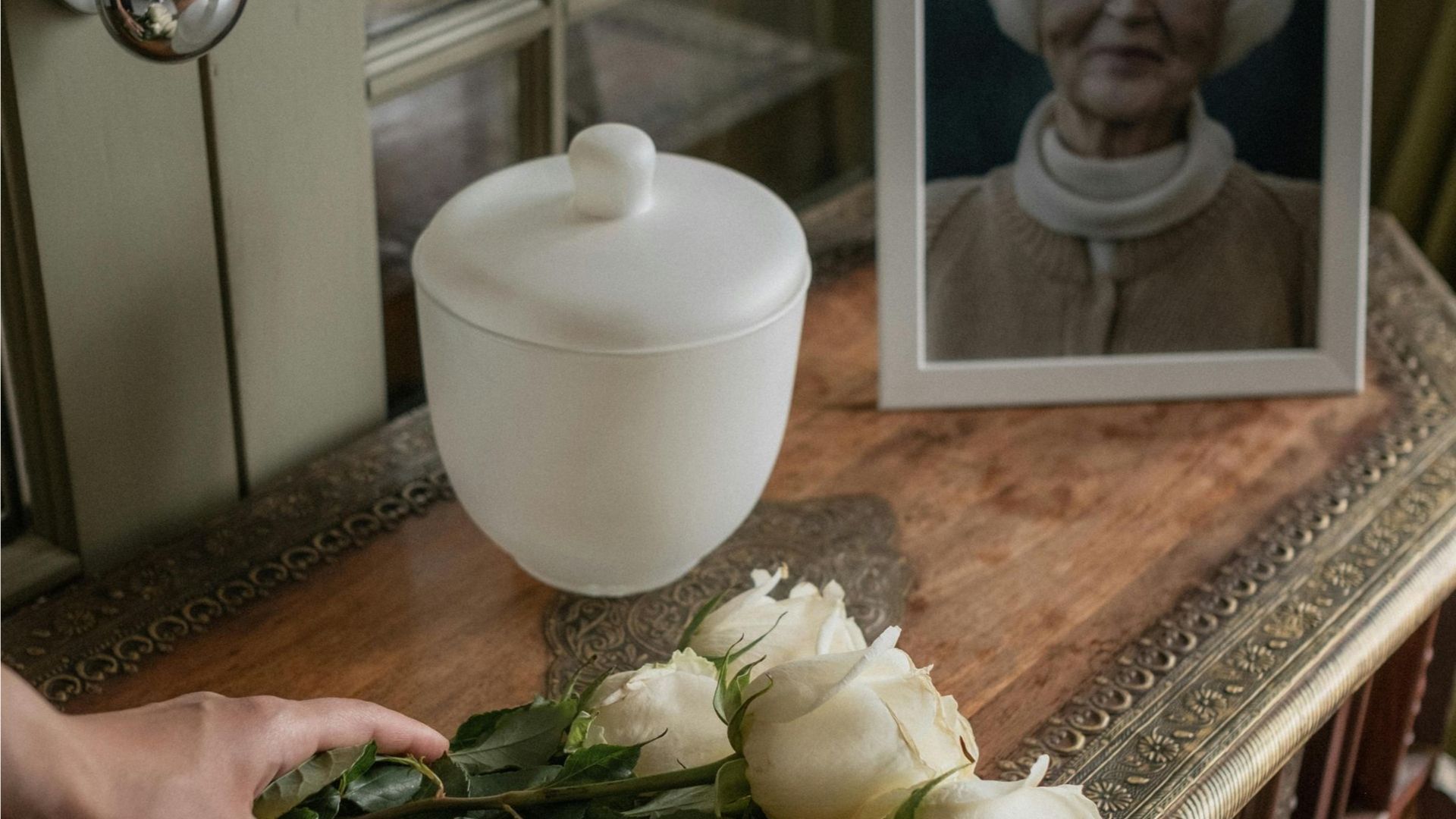 Are you allowed to scatter ashes anywhere? Learn the rules for scattering ashes at sea, at home and more.
