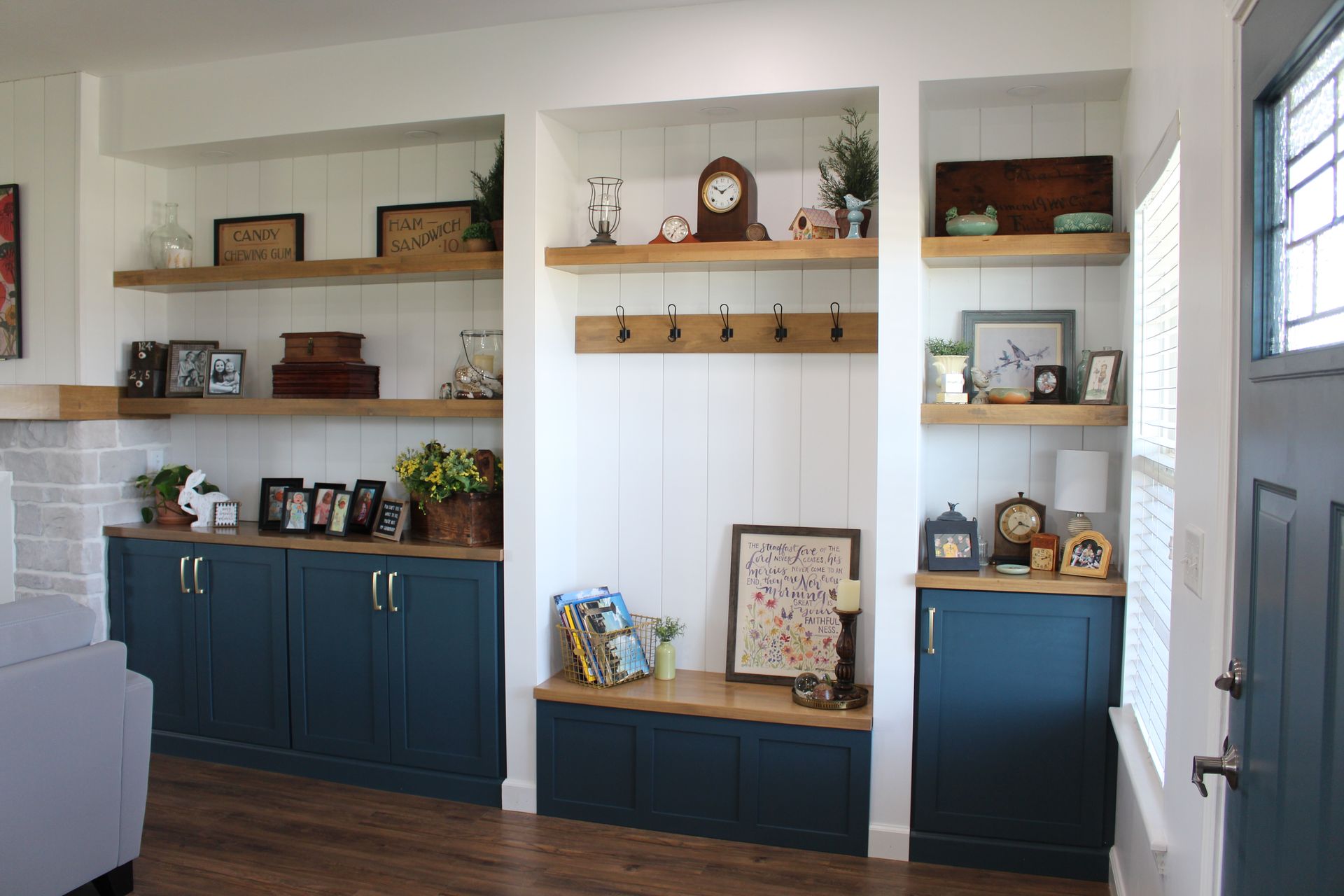 Custom built ins and mantels in Columbia MO
