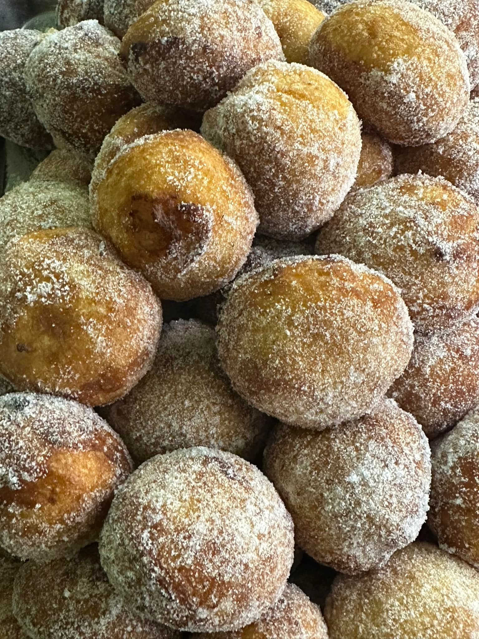 mini bomboloni