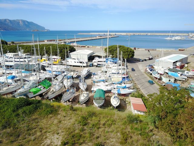 Deposito barche all'aperto