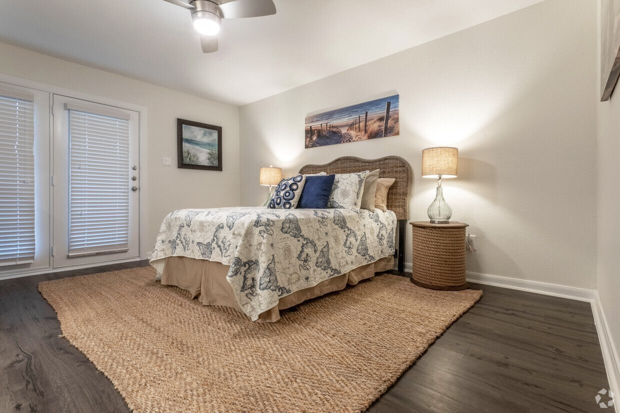 Roundhill Townhomes