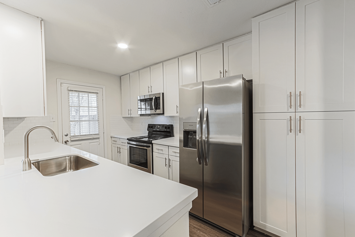 Roundhill Townhomes