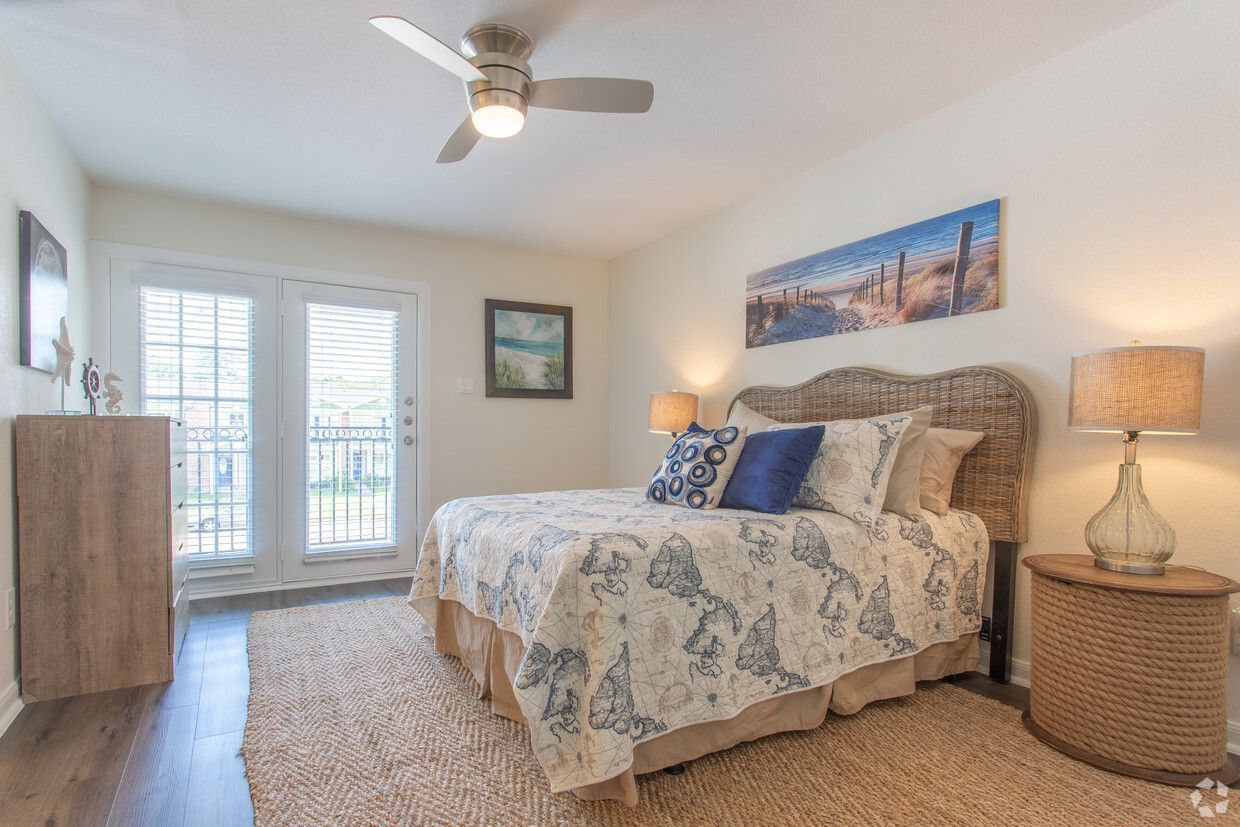 Roundhill Townhomes