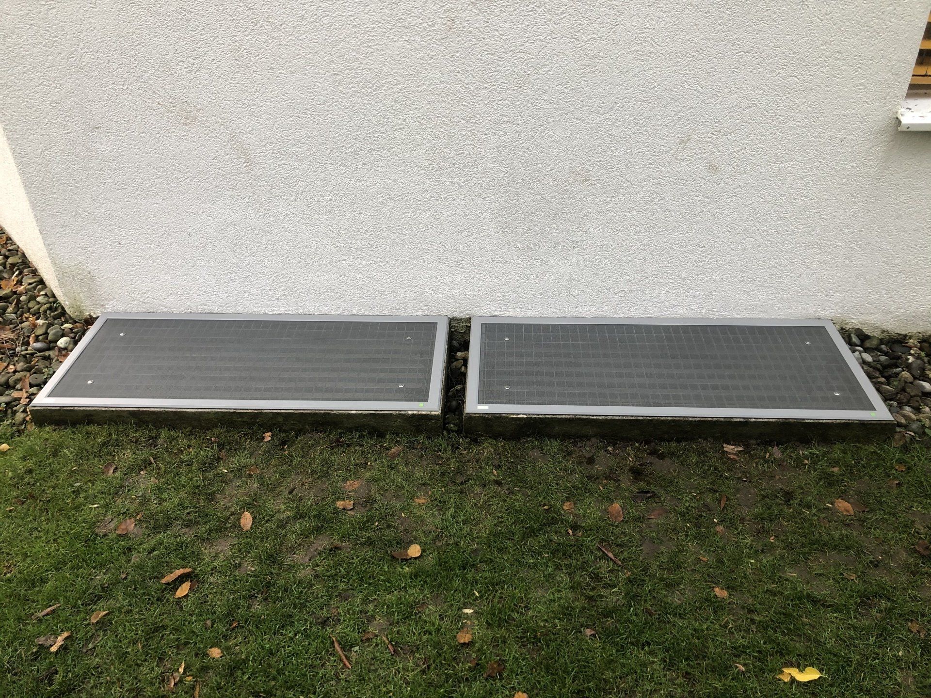 Nahaufnahme einer Lichtschachtabdeckung LiSA