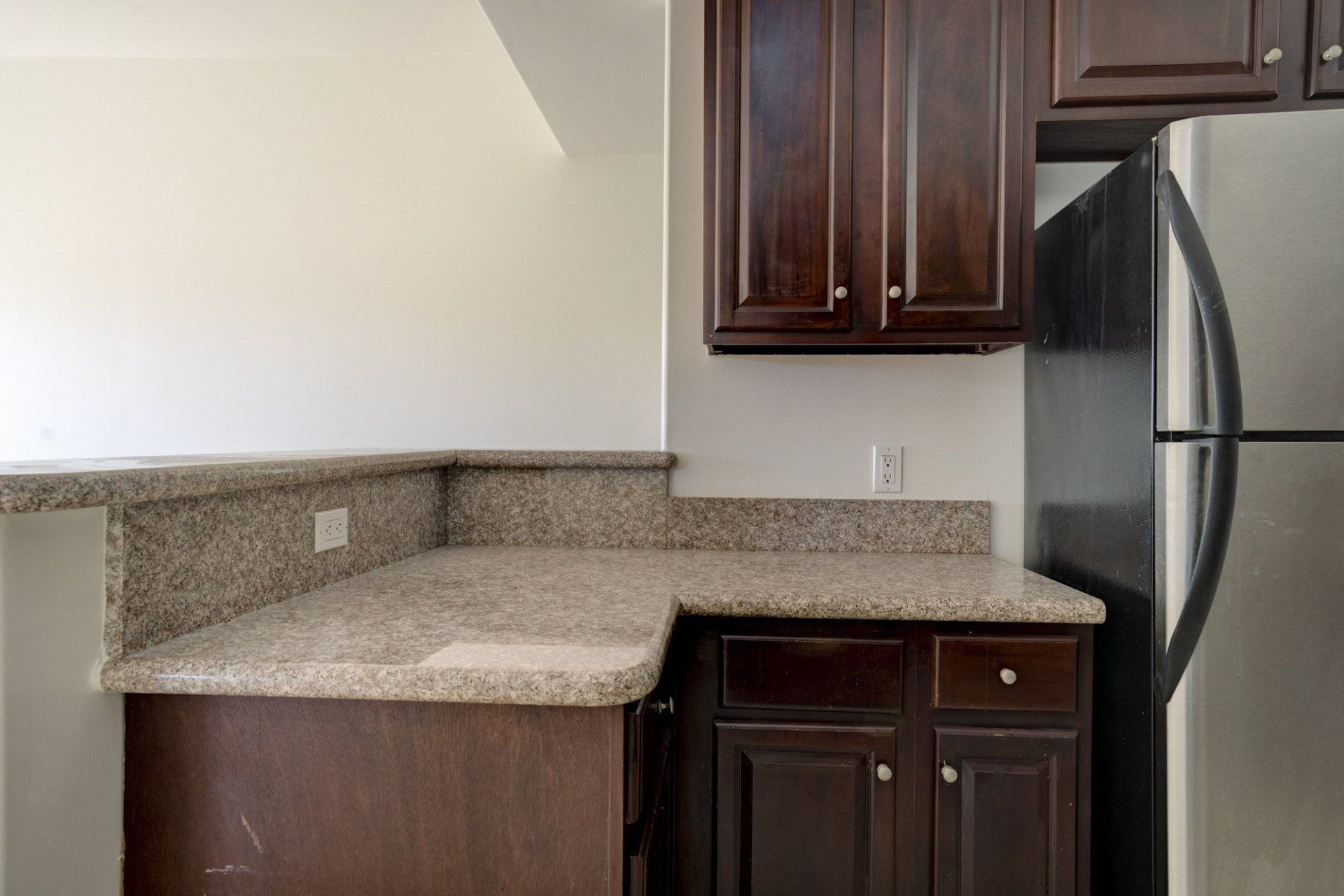 unit 204 kitchen