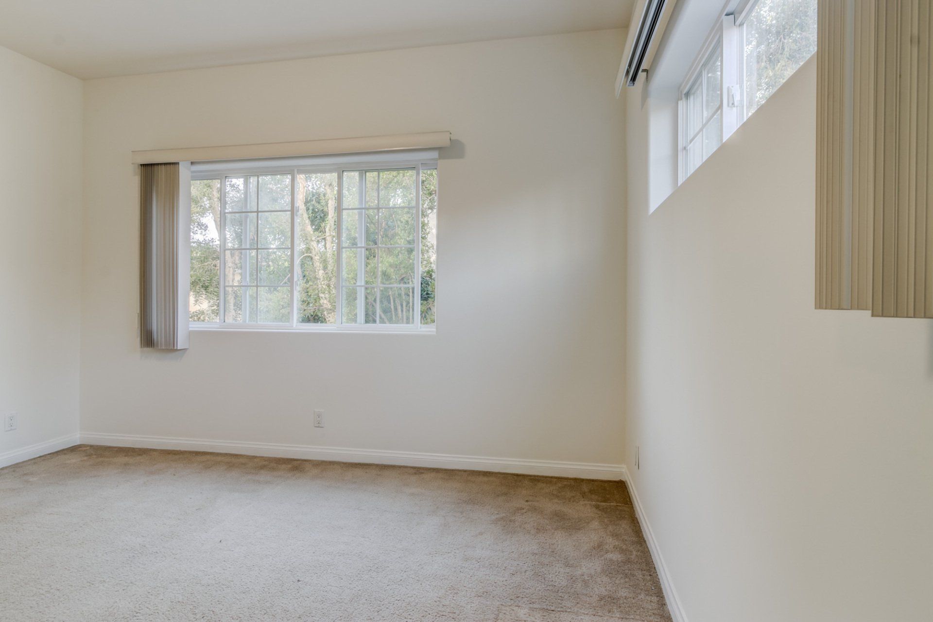 corinth unit 205 room