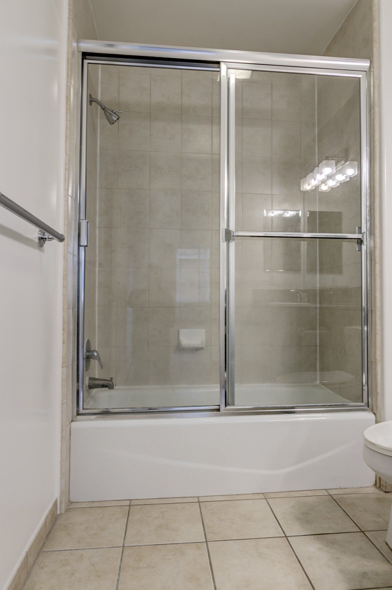 corinth unit 205 bathroom