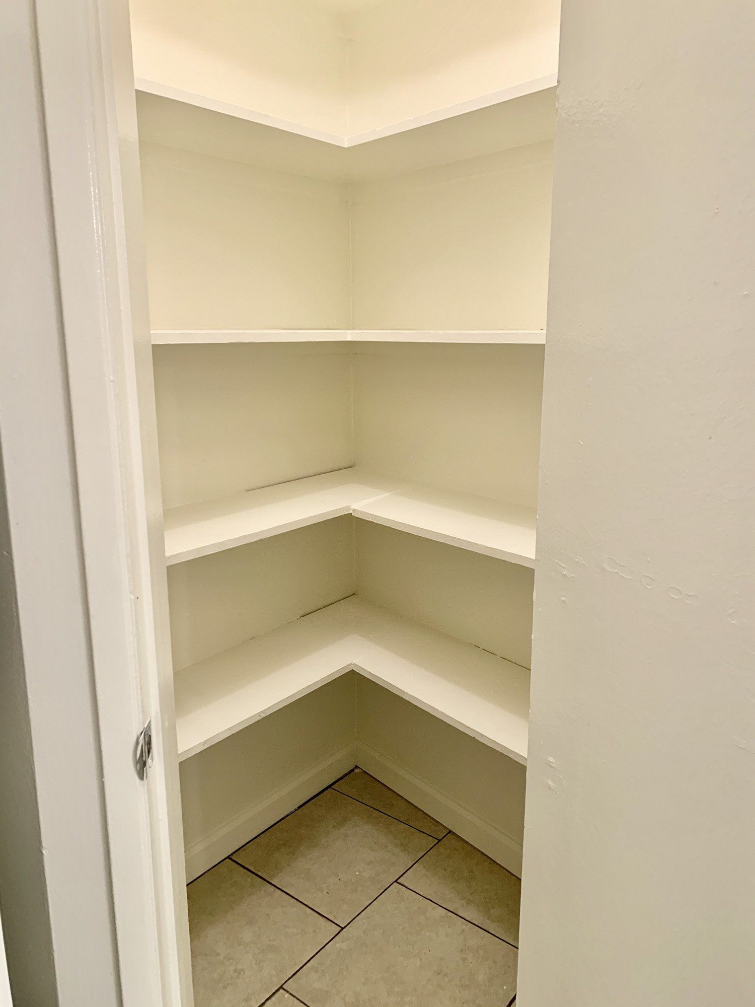euclid closet