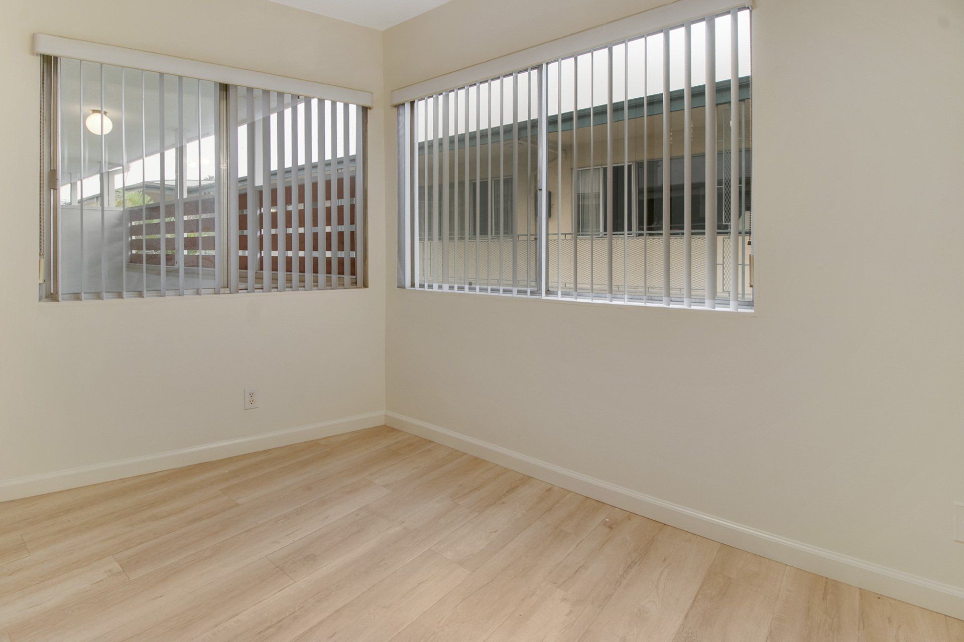 euclid room