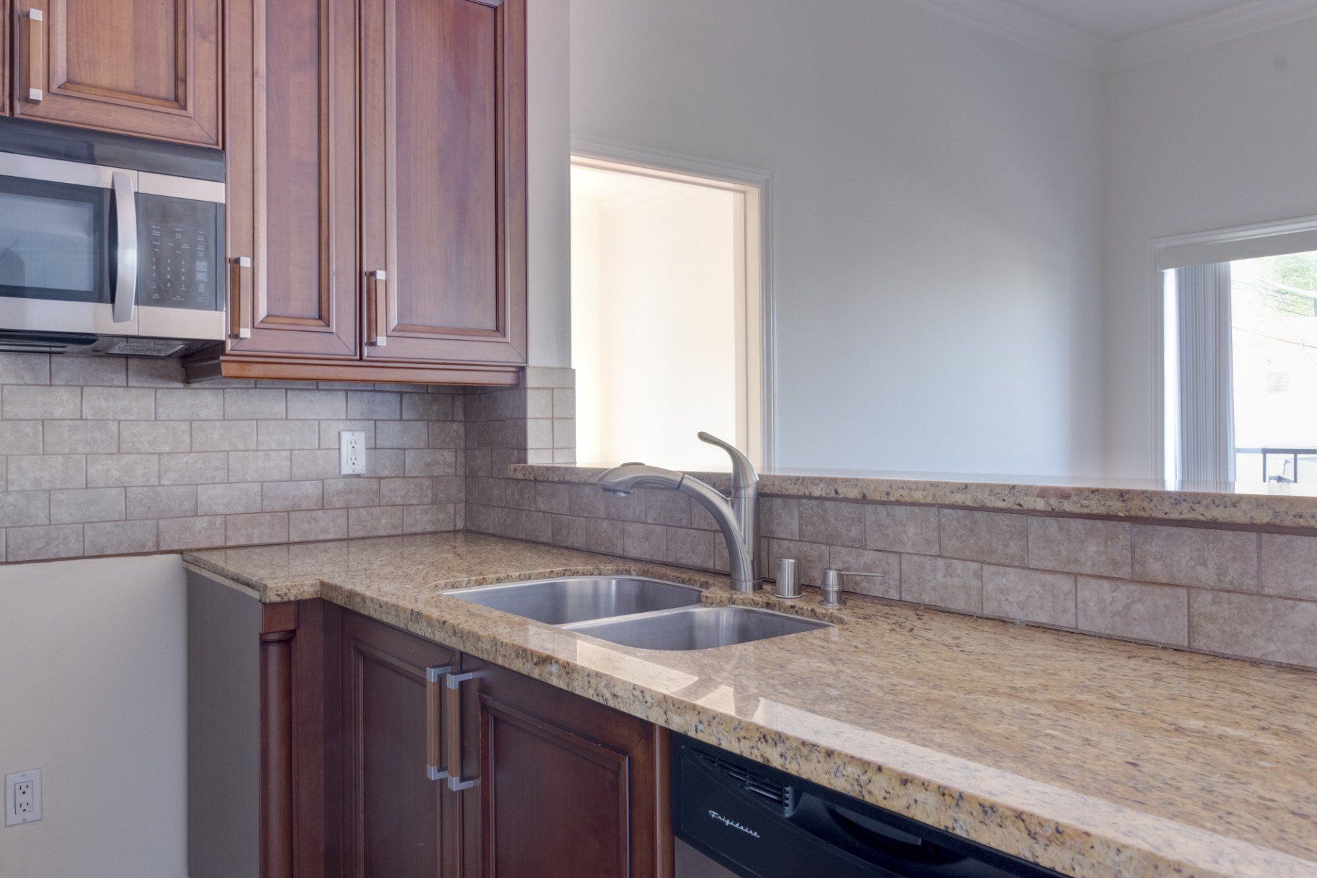 rexford kitchen