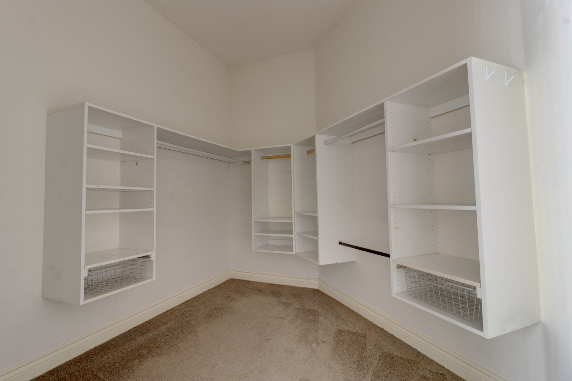 rexford closet