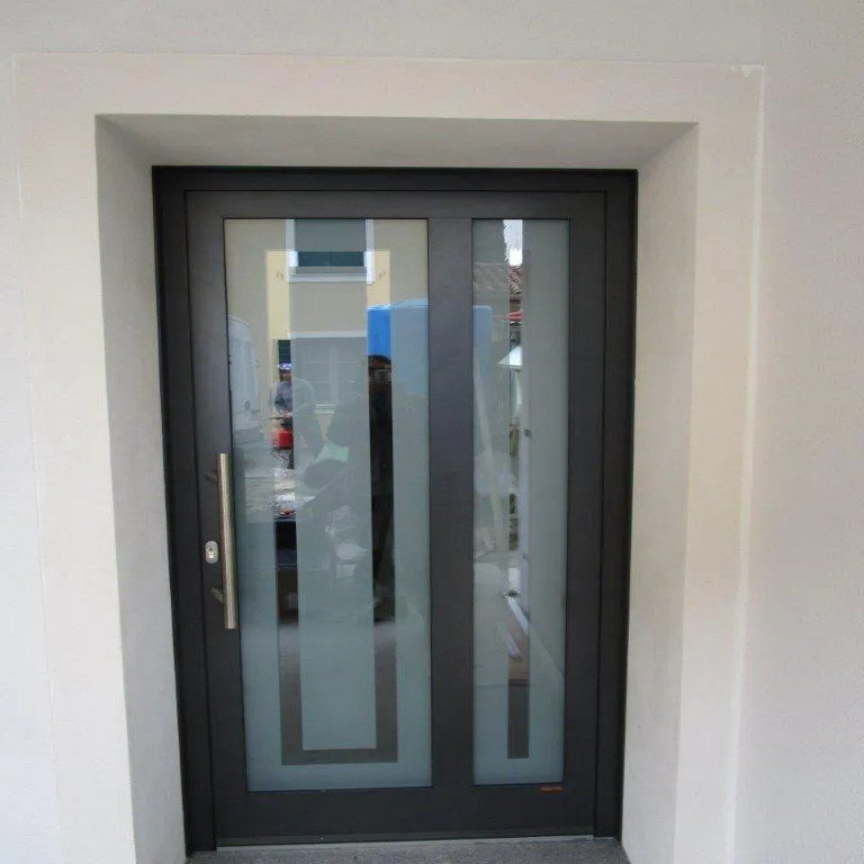 Porta d'ingresso con vetro