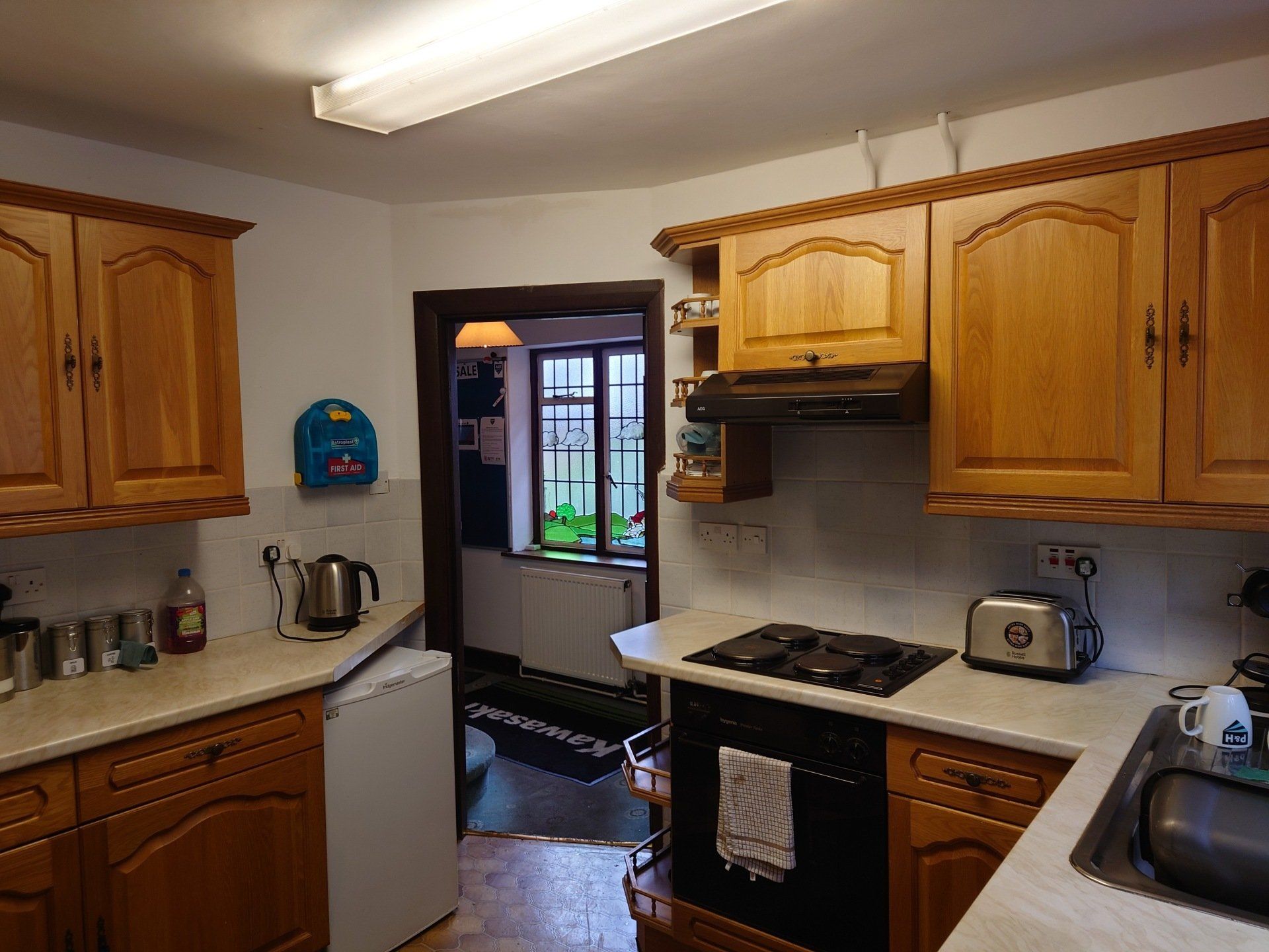 ART Woodlands Kitchen