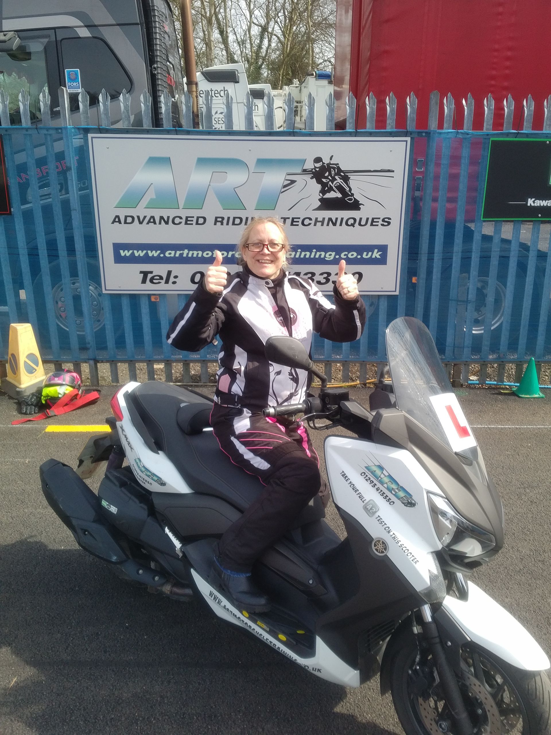Yamaha X-Max 400