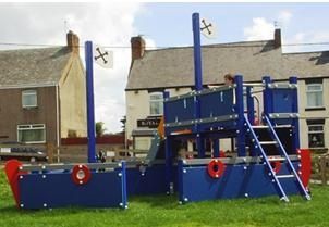play ship in park