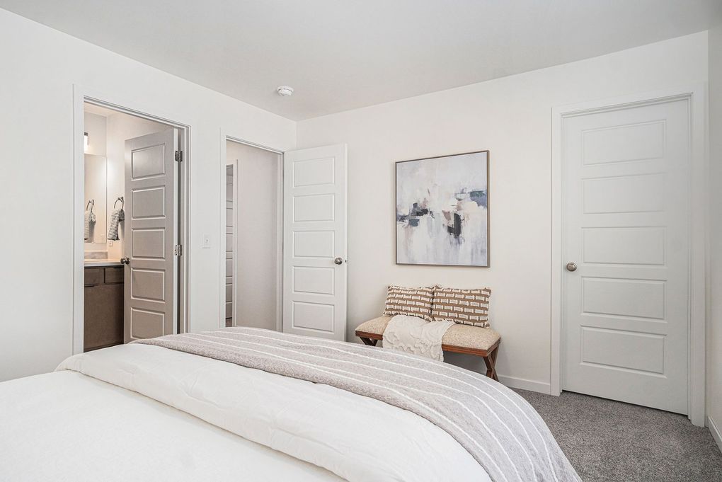 The Nova Bedroom 