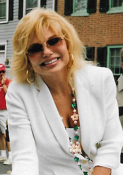 Loni Anderson