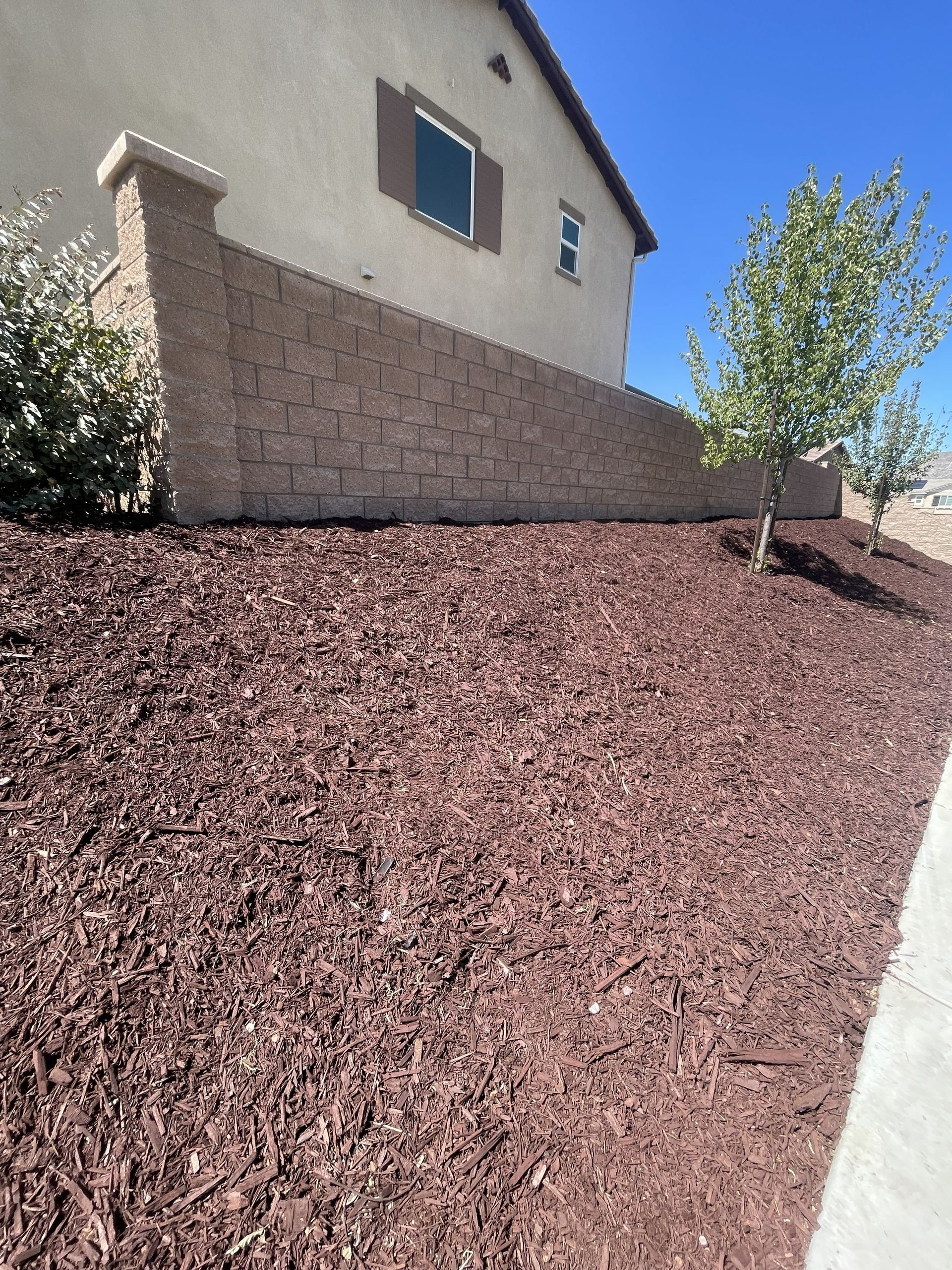Gopher Wire Installation, Gopher Protection, Mulch Installation, Red Mulch Installation, Slope Landscaping, Hillside Erosion Control, Weed Control, Tree Root Protection, Yard Cleanup, Residential Landscaping
