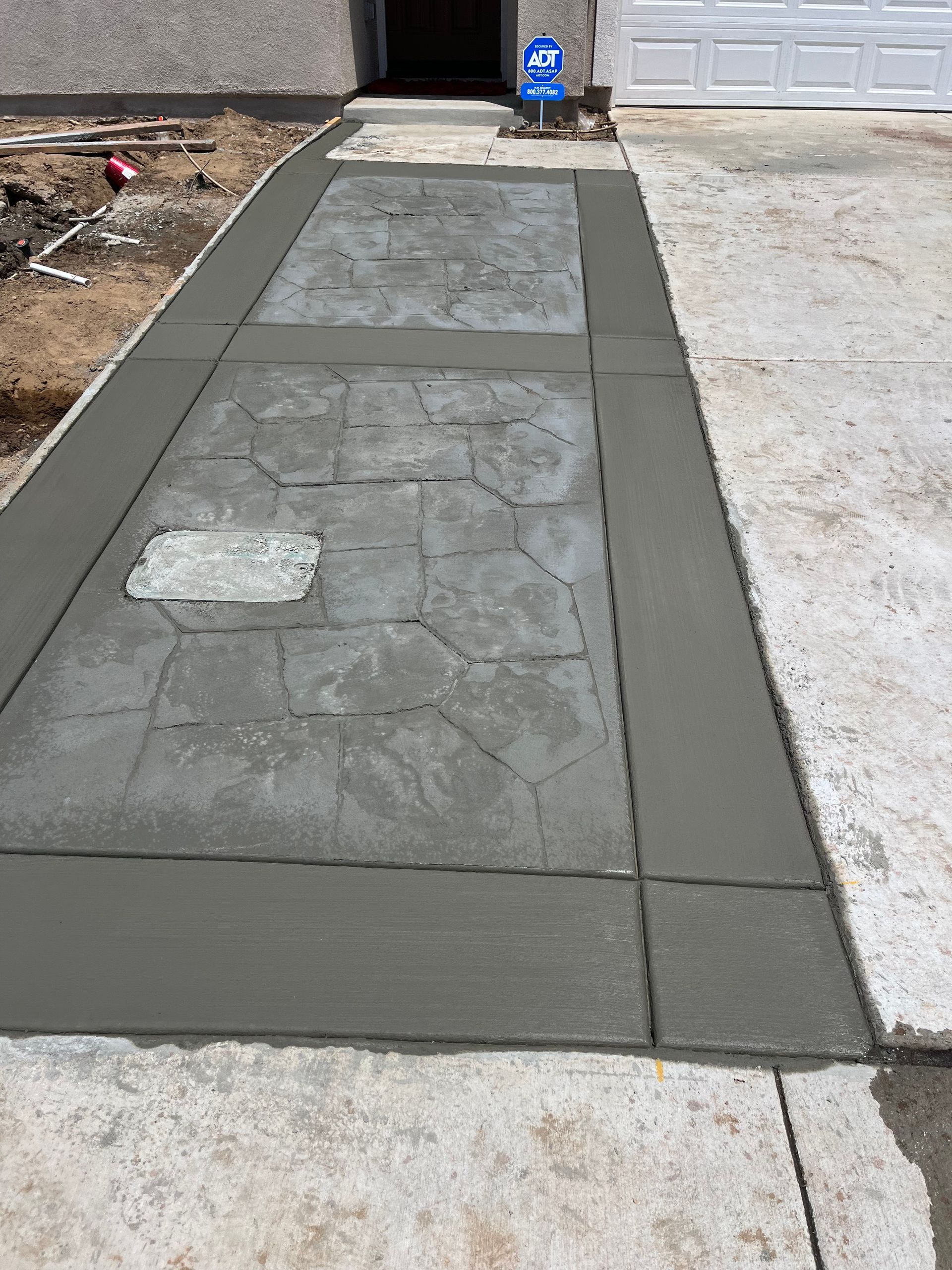 residential home concrete paving