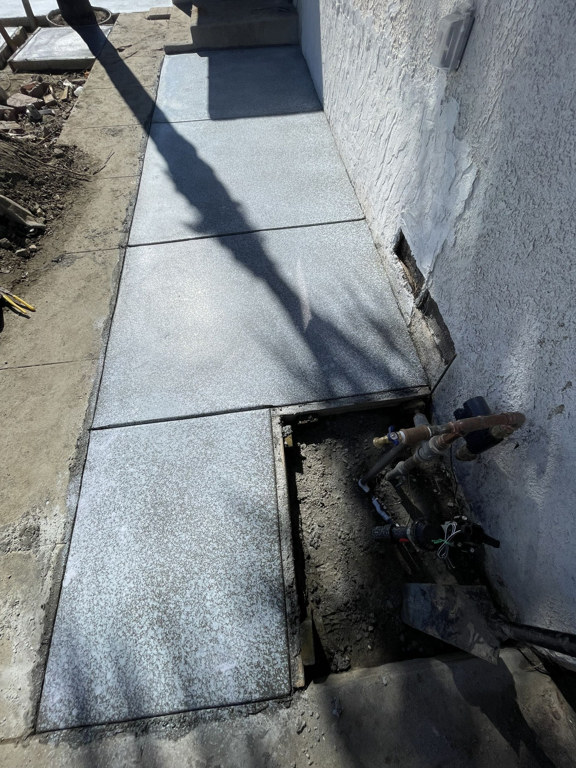 3500 PSI Concrete Installation, Concrete Walkway Installation, Side Yard Expansion, Reinforced Concrete Pads, Concrete Pouring & Finishing