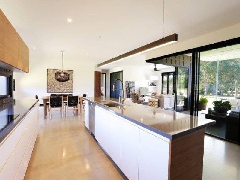 A Bright, Modern Open-plan Kitchen With White Cabinetry — Craftsmen Kitchens In Monkland, QLD