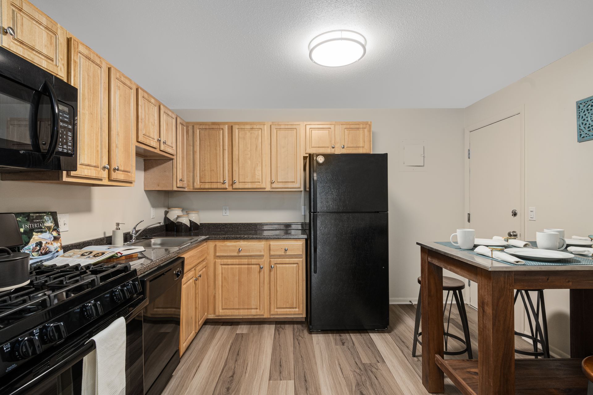 Upgraded Kitchen | Saunders Crossing