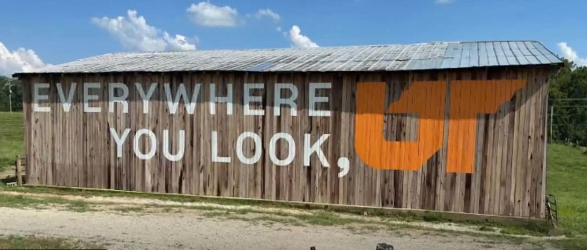 Barn with 
