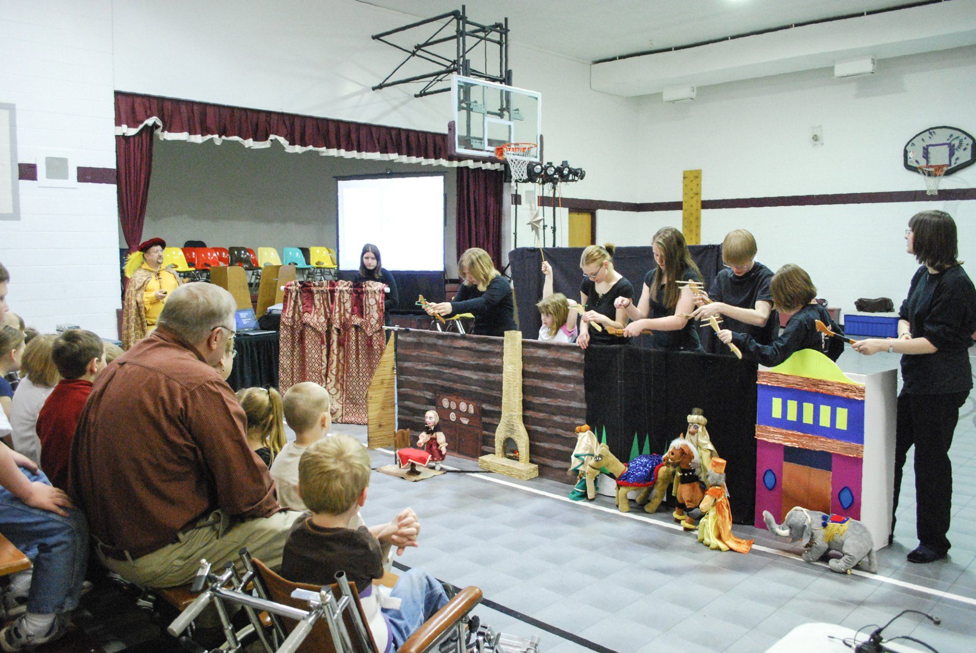 photo of marionette grade school show