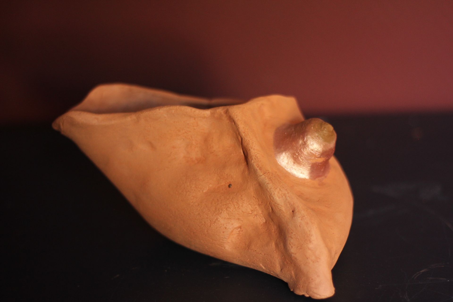 Handgemaakt sculptuur, keramiek