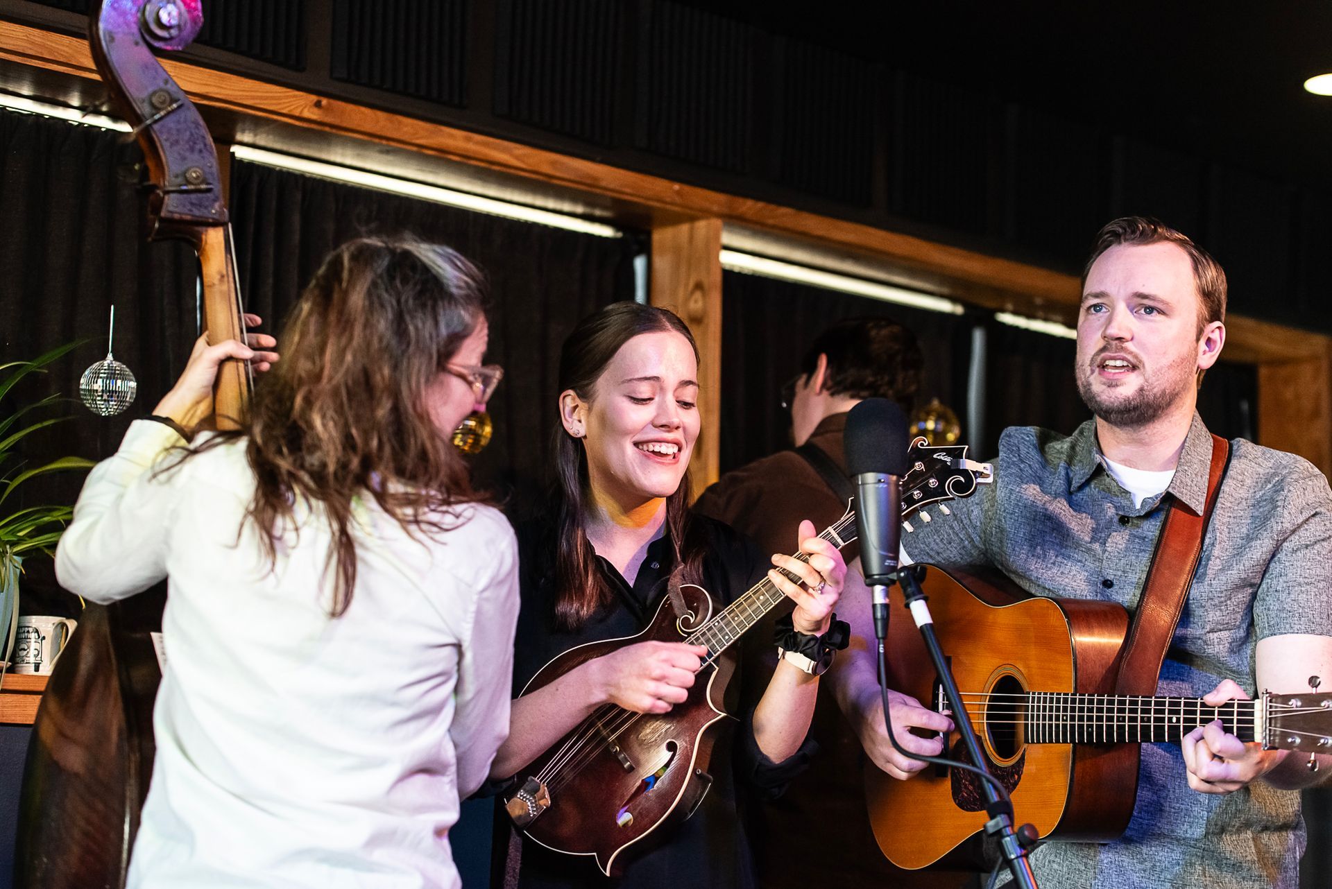 Rina Rossi & Friends at The Happy Productions Listening Room in Cambridge, Minnesota