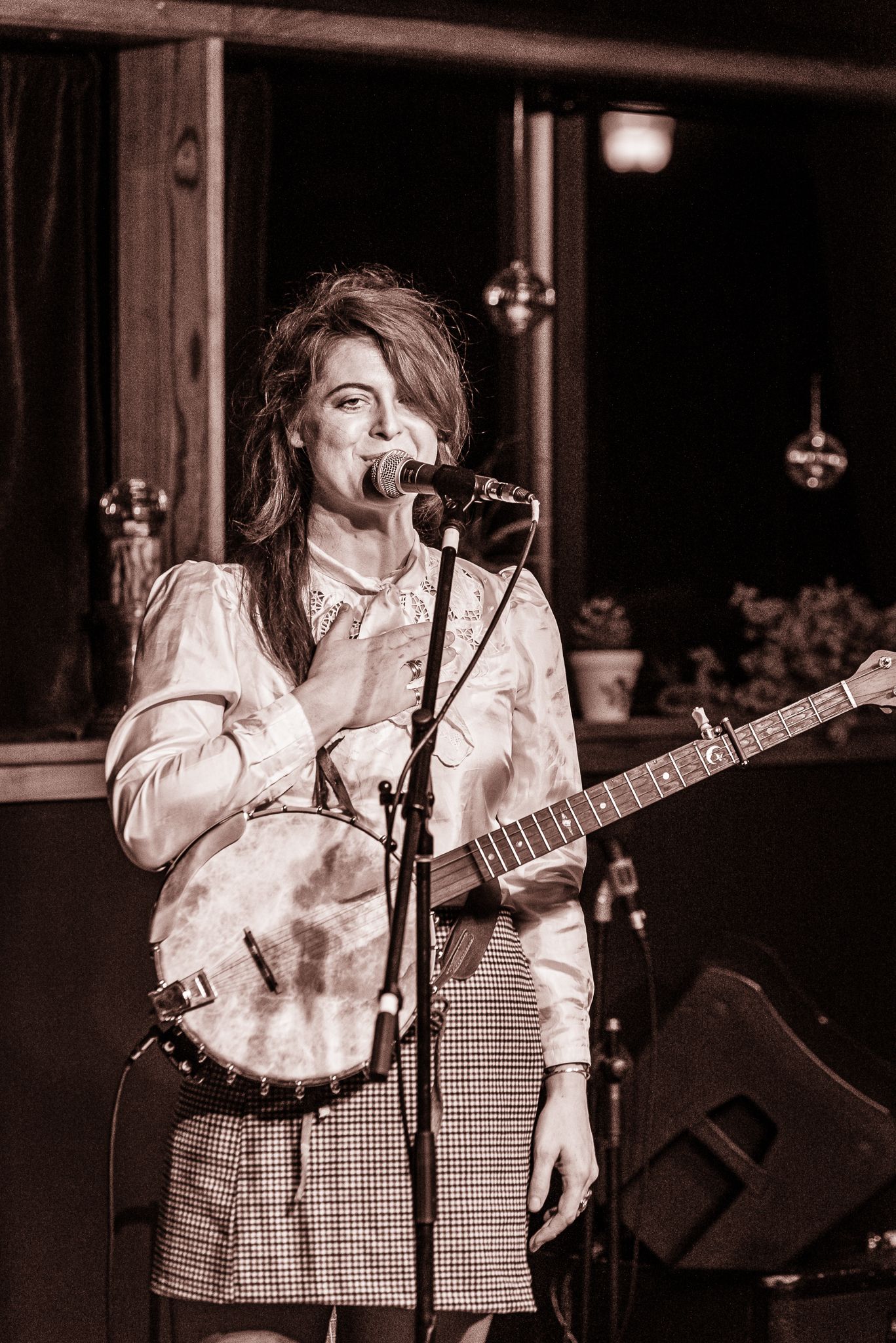Kelly Hunt at The Happy Productions Listening Room in Cambridge, Minnesota