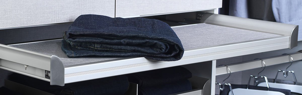 Folding Stations