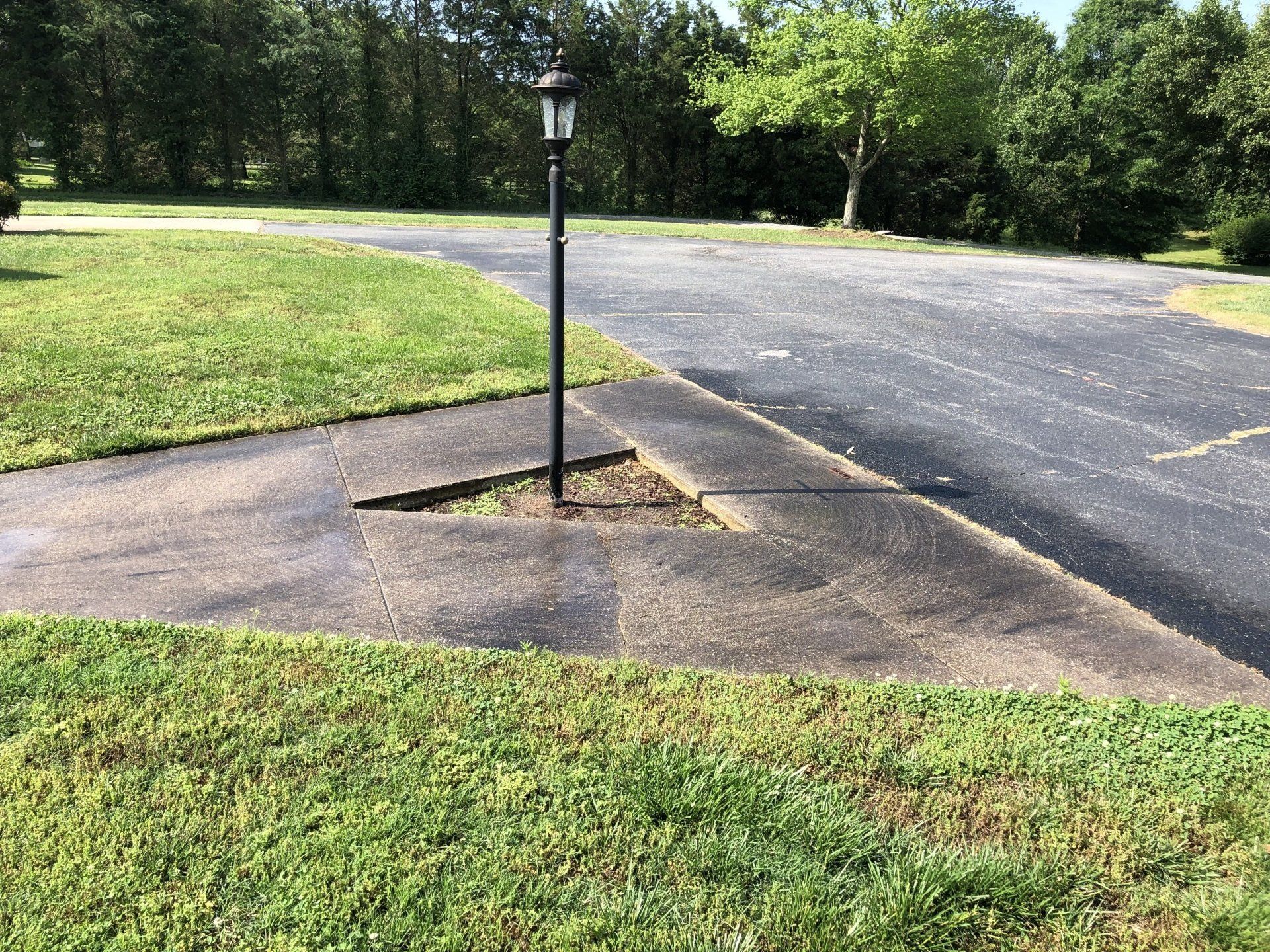 old dirty concrete floor with lamp post