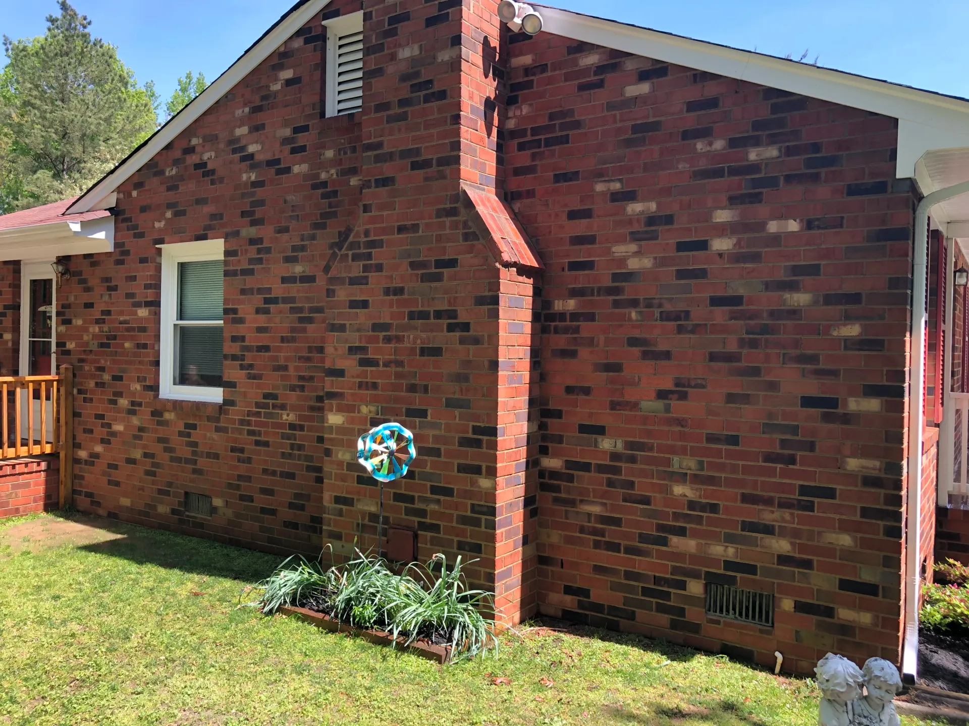 cleaned new look concrete wall of the house