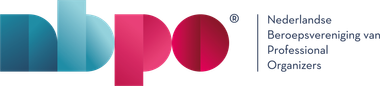nbpo Logo voor de Nederlandse Beroepsvereniging van Professional Organizers met roze en turquoise elementen en tekst rechts.