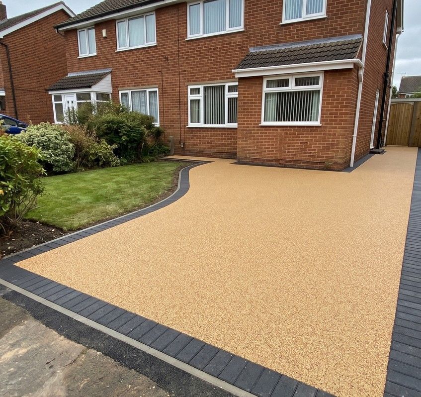 New resin bound driveway after installation in Dronfield S18 Derbyshire