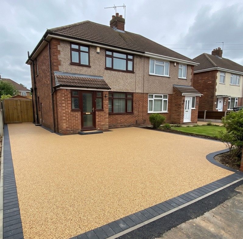 New resin bound driveway after installation in Mosborough S20 Sheffield