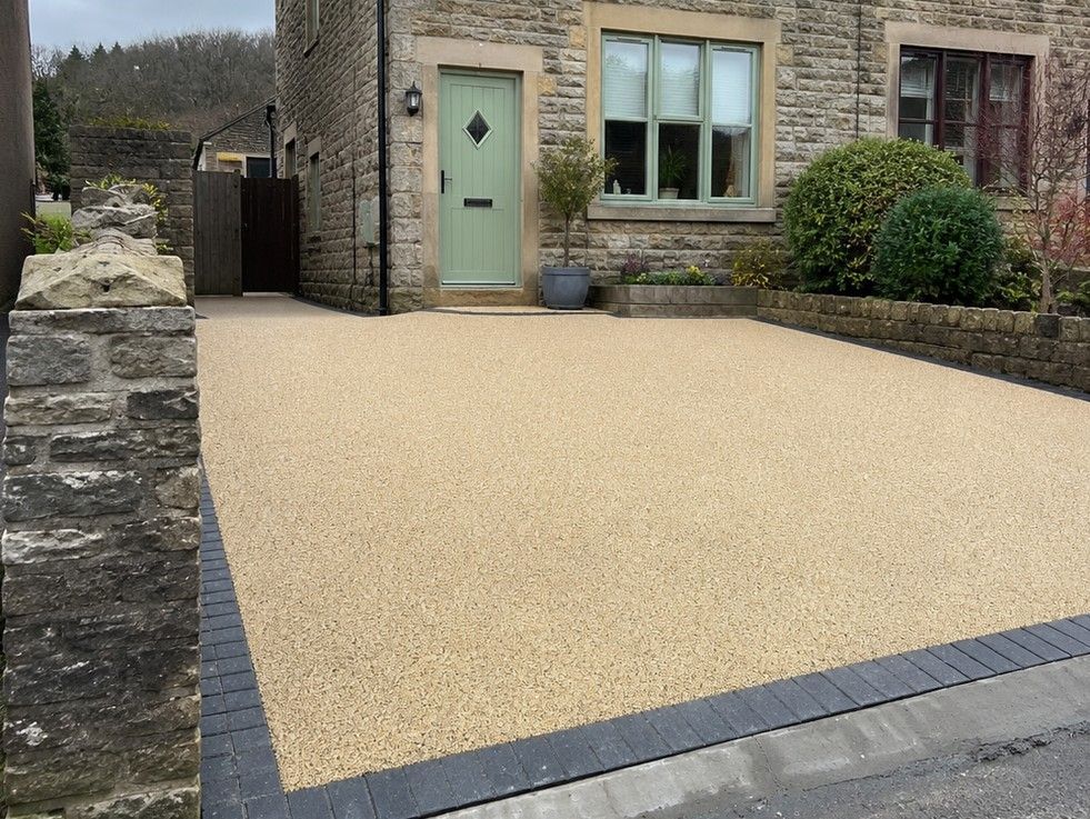 Resin bound driveway installed on a stone-built property in Eckington Derbyshire S21
